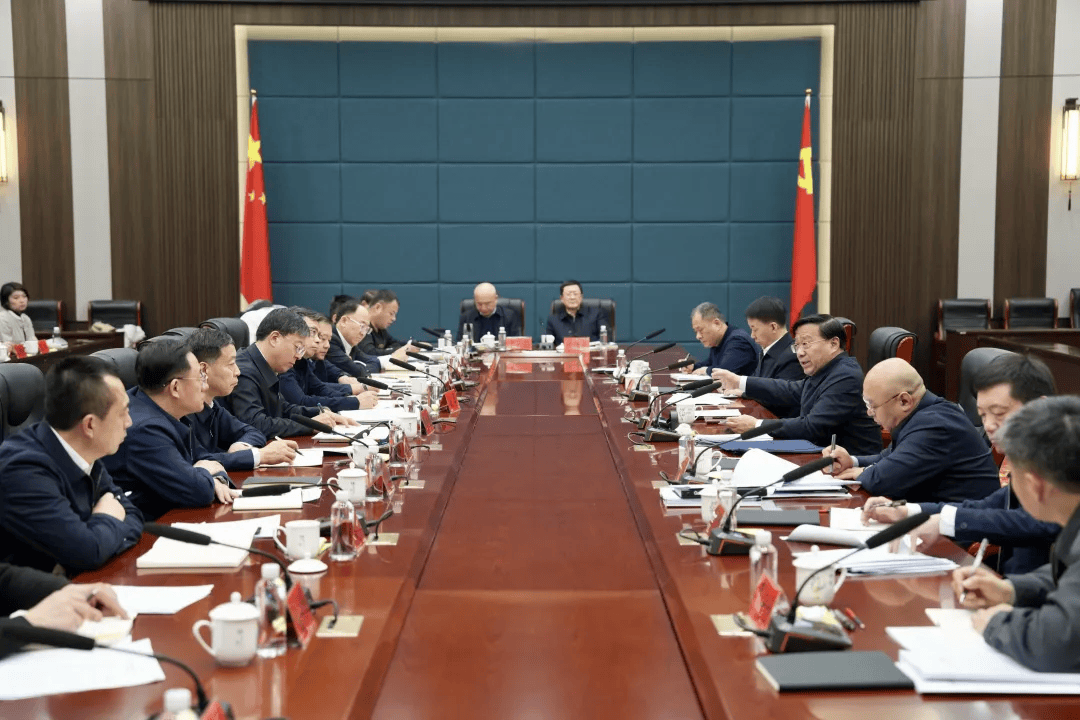 农业农村部部长韩俊会见乌拉圭牧农渔业部部长弗拉蒂